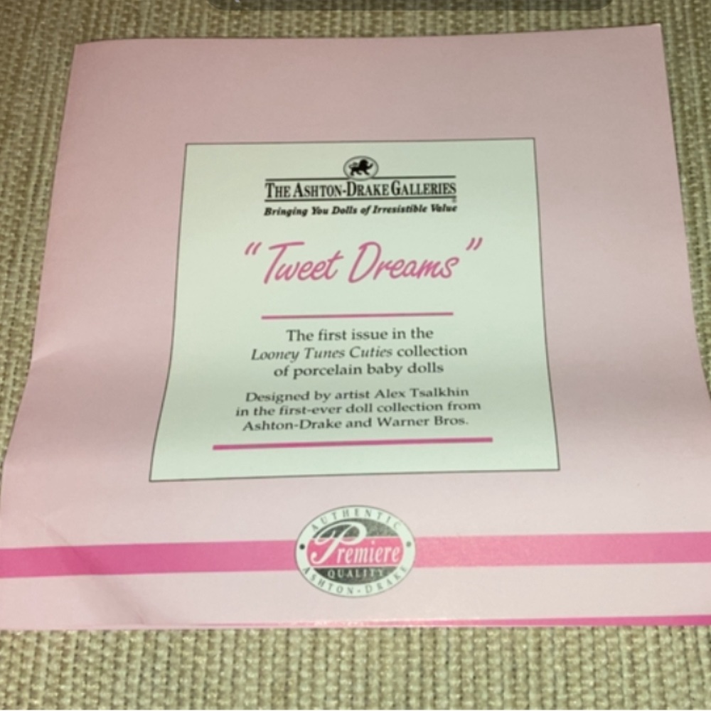 NEW “TWEET DREAMS" #76021 ASHTON-DRAKE ORIGINAL BOX & CERTIFICATE OF AUTH - Picture 5 of 17